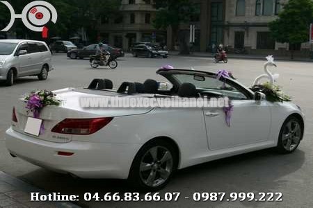 Cho thuê xe cưới Lexus Is250c Mui trần màu Trắng tại Hà Nội