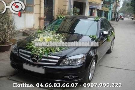 Cho thuê xe cưới mercedes c200