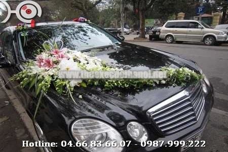 Cho thuê xe cưới Mercedes E280